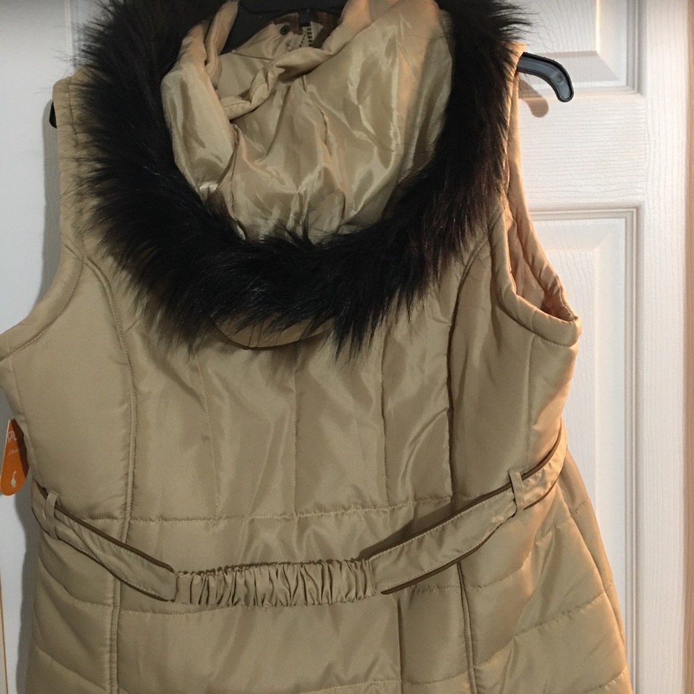 New - Picture 2 of 3